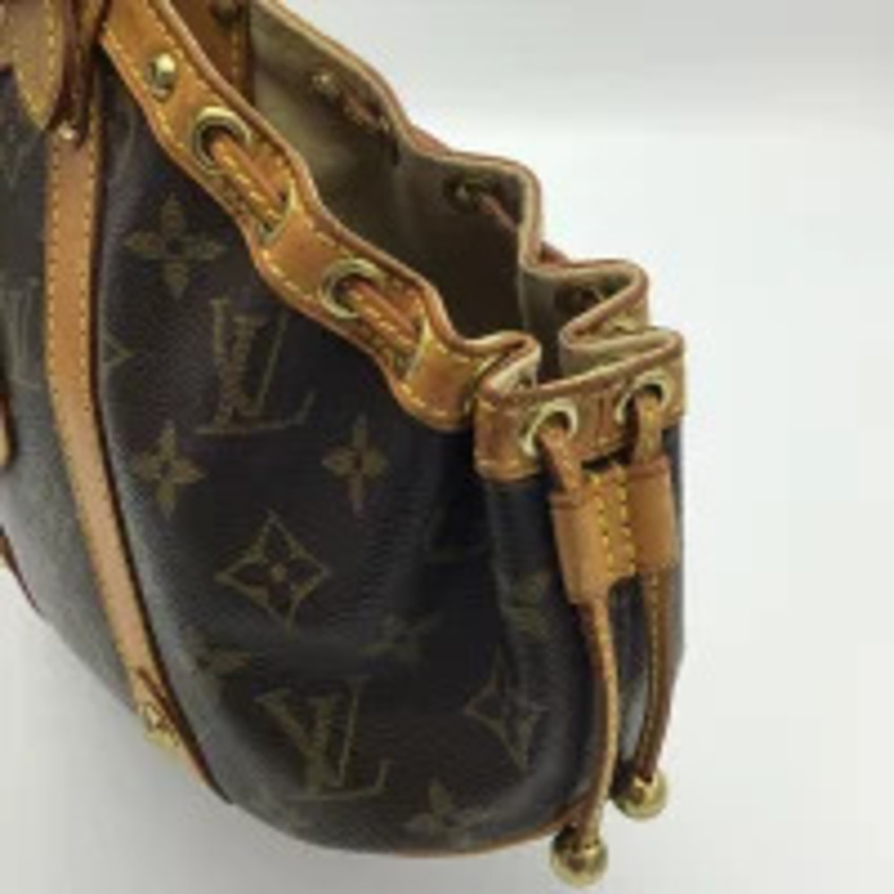 Louis Vuitton Theda Monogram